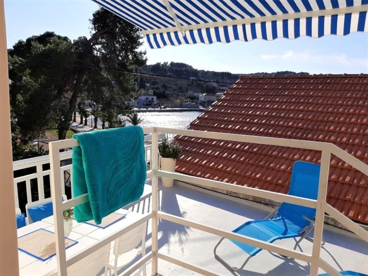 Apartments Barbaresko ルンバルダ エクステリア 写真