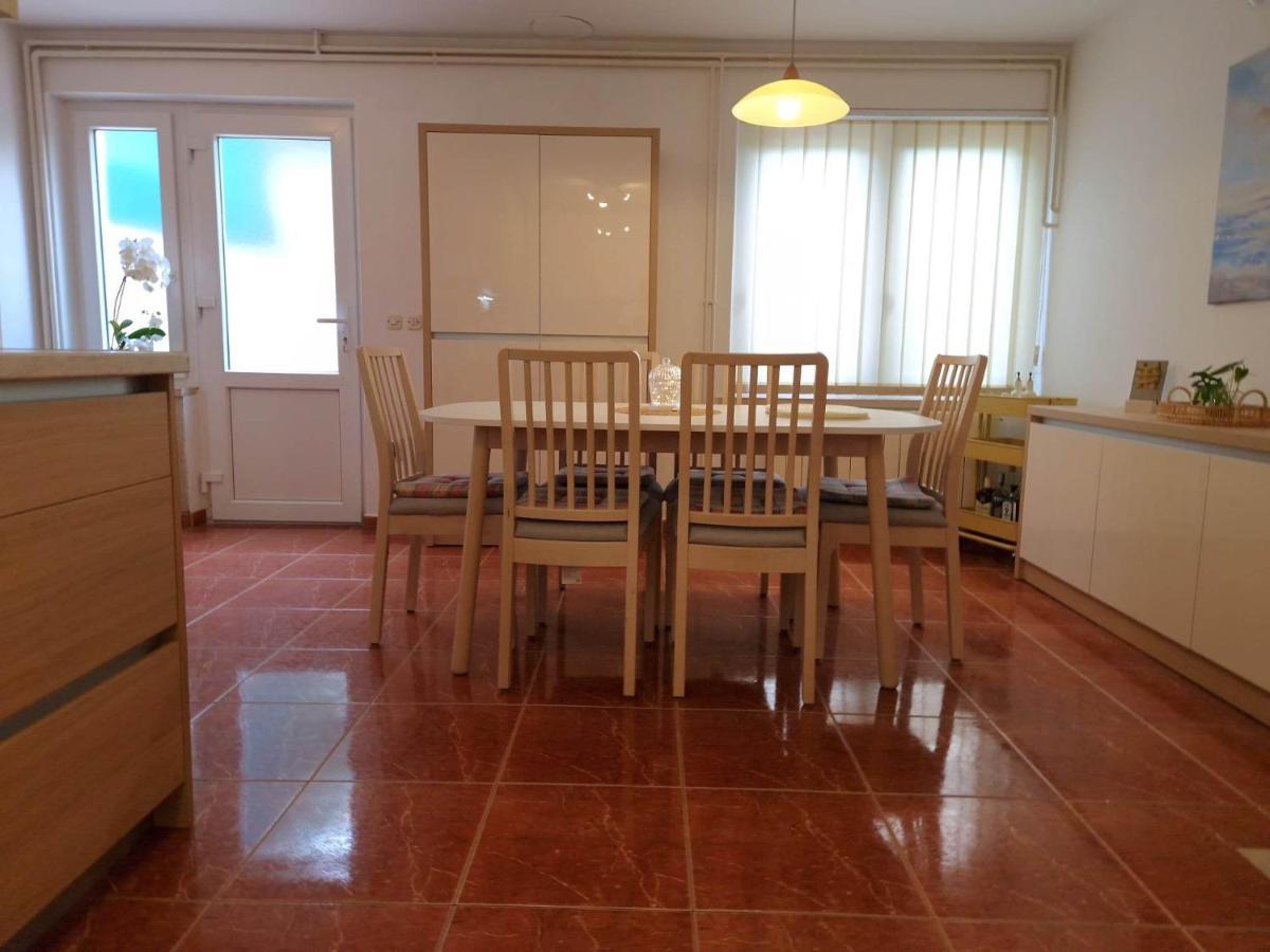 Apartments Barbaresko ルンバルダ エクステリア 写真